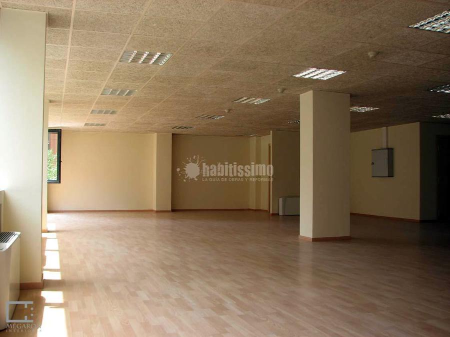 Reforma integral oficinas.