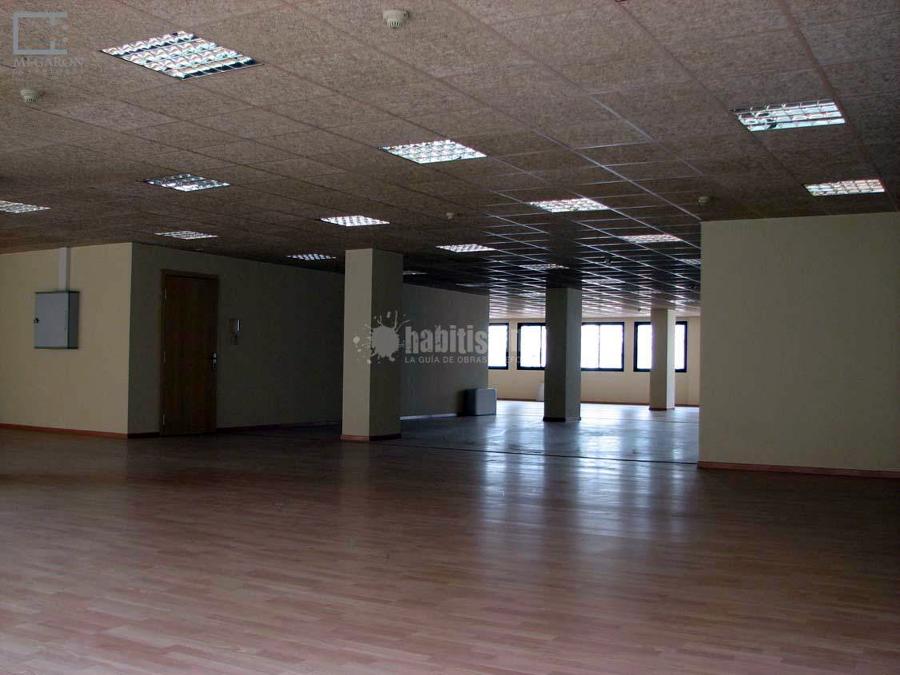 Reforma integral oficinas.