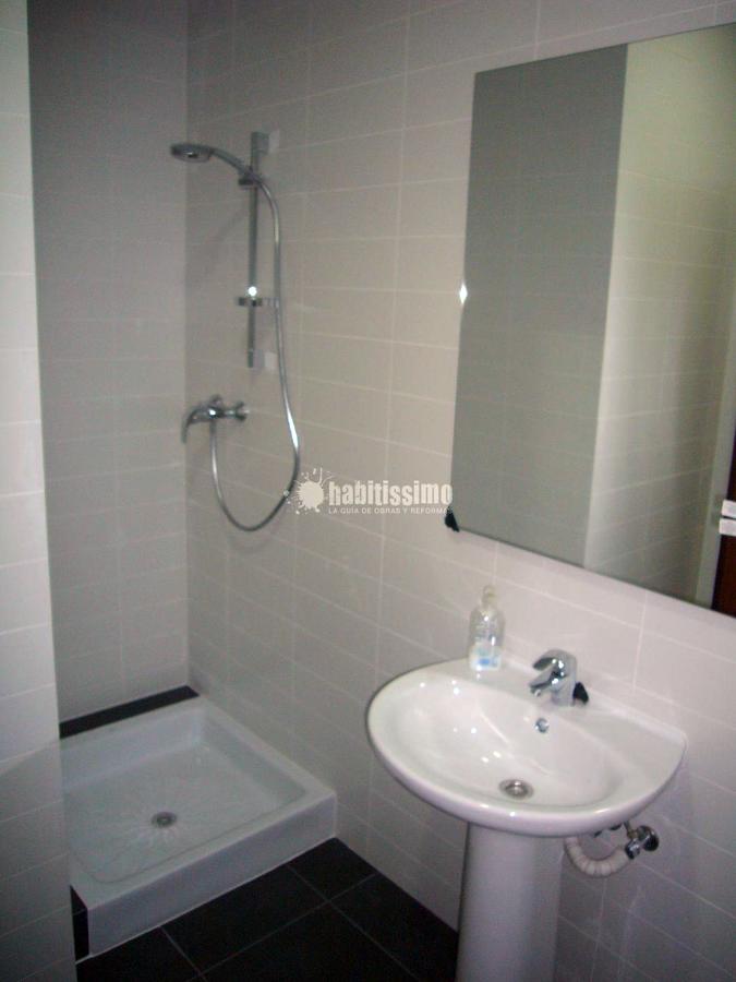 Reforma piso para oficinas en CL Maestro Sosa. Valencia.