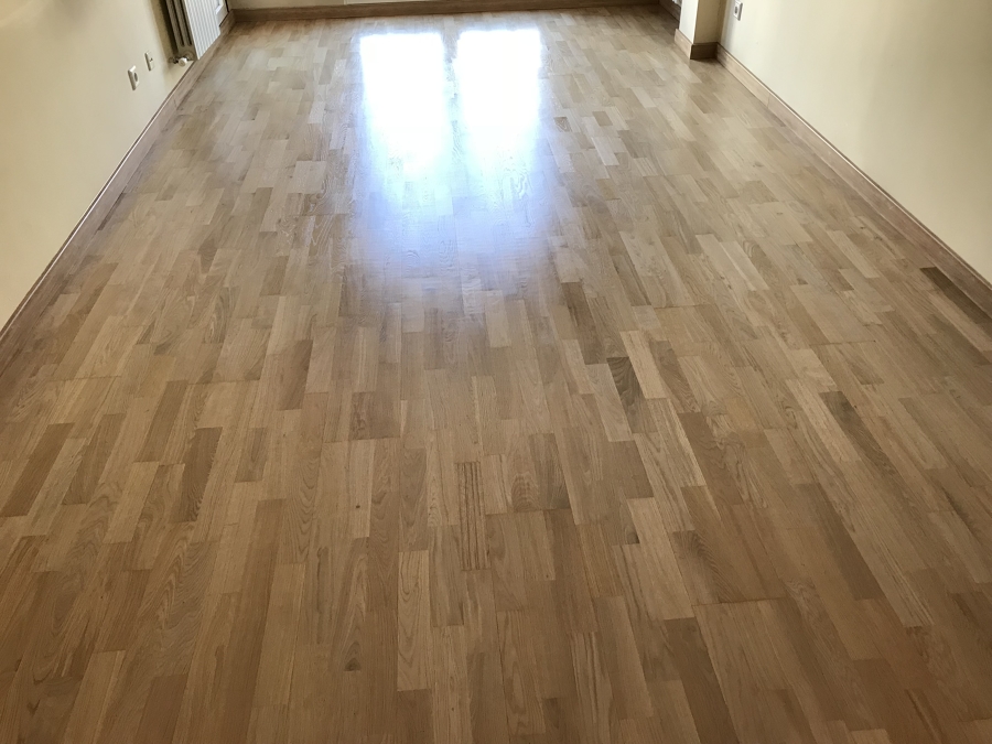 Acabado barniz al agua Satinado