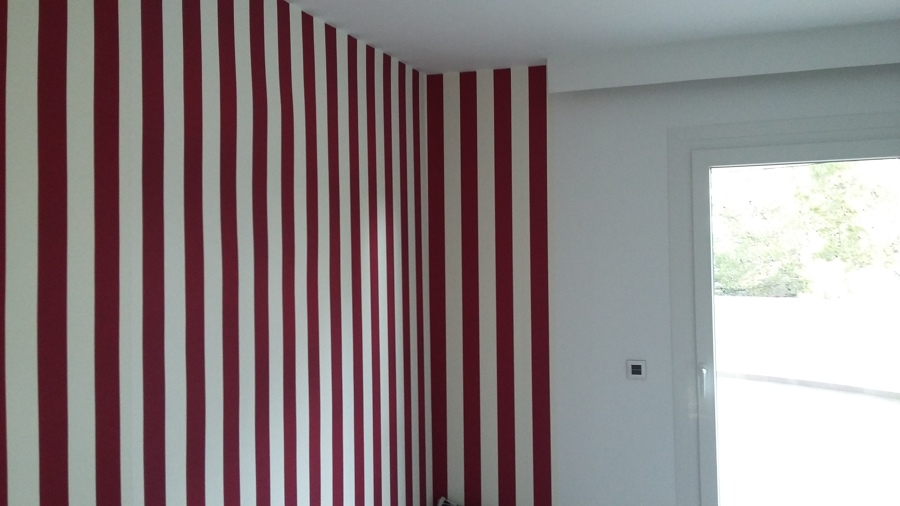 acabado de paredes empapelado