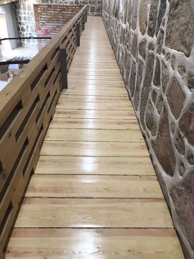 Acabado de Pasarela con Barniz al Agua