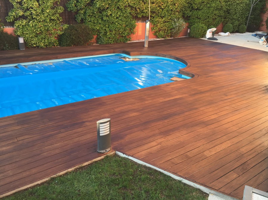 Acabado de trabajo con aplicación de dos manos de protector 