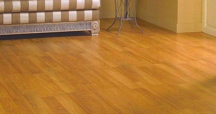 Acabado en canto de puerta