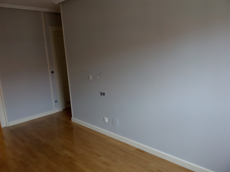 Acabado pintura y rodapies