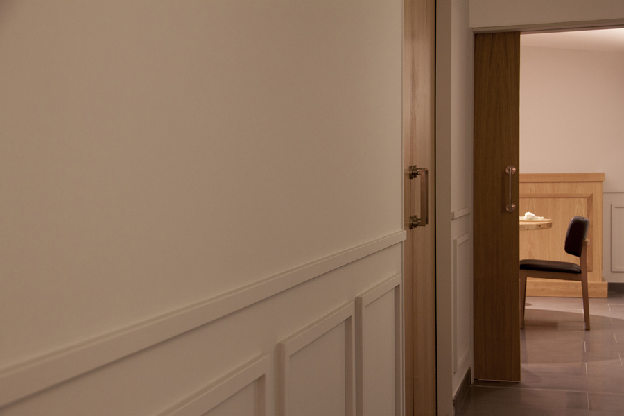 Acceso a los comedores privades de la planta primera