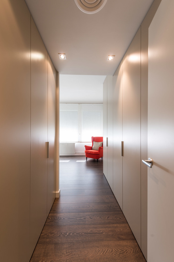 Acceso dormitorio - Reforma calle Moscou | Standal
