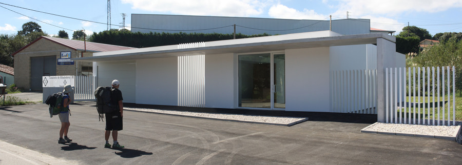 Acceso Velatorio Colombres