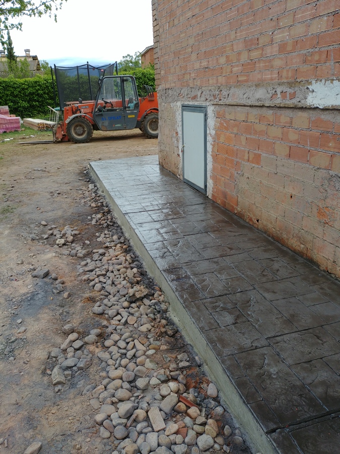 ACERA HORMIGÓN IMPRESO