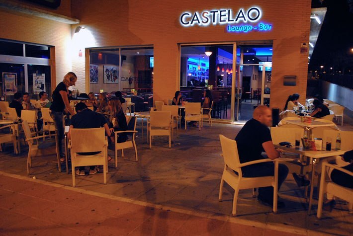 Adecuación y apertura de Bar con cocina "Castelao" (Mairena del Aljarafe)