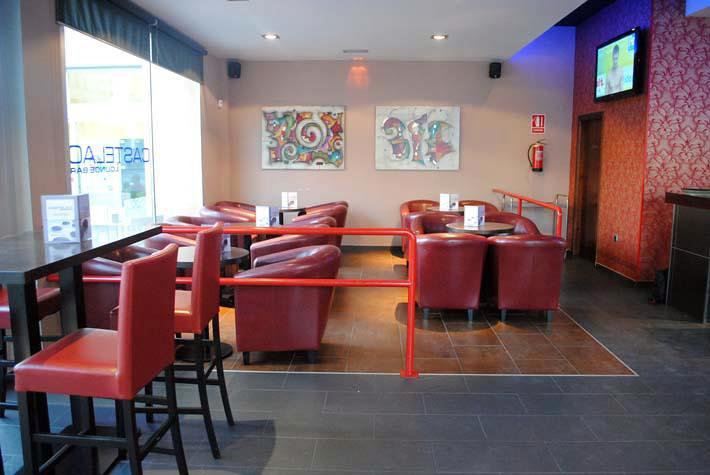 Adecuación y apertura de Bar con cocina "Castelao" (Mairena del Aljarafe)