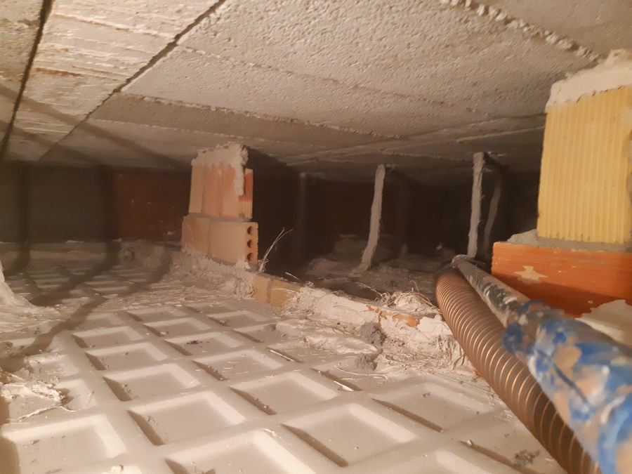 Aislamiento de falso techo