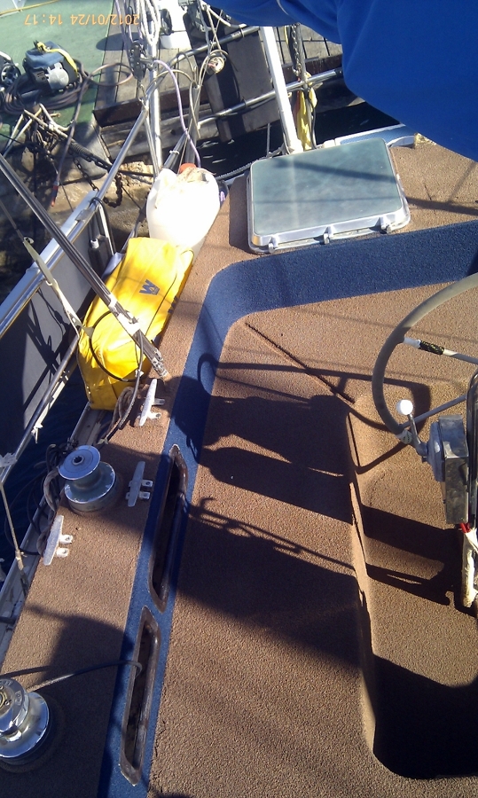 AISLAMIENTO Y DECORACION EN VELERO