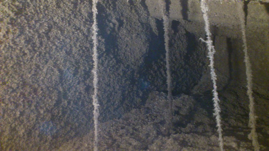 Aislar tejado de vivienda con celulosa