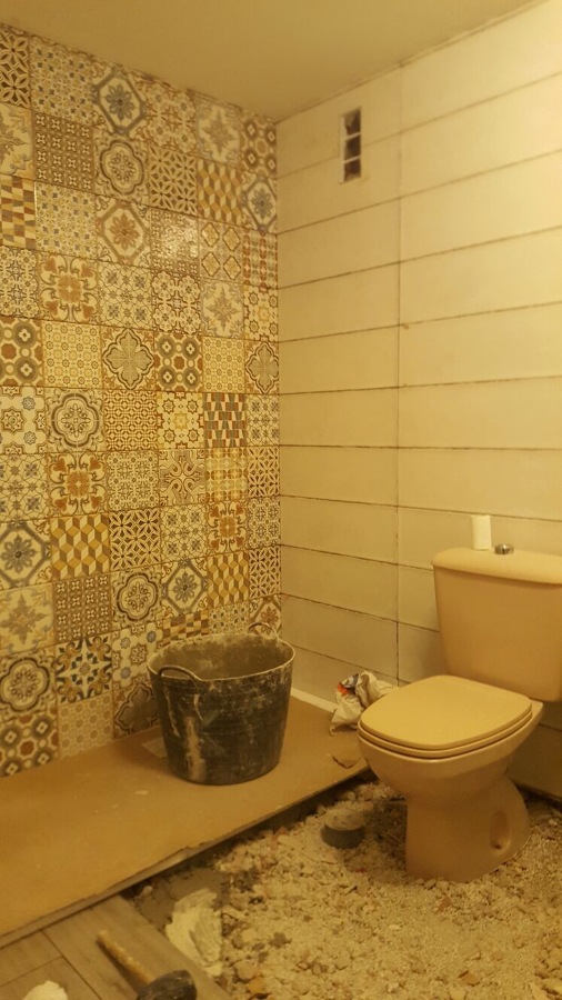Alicatado del baño