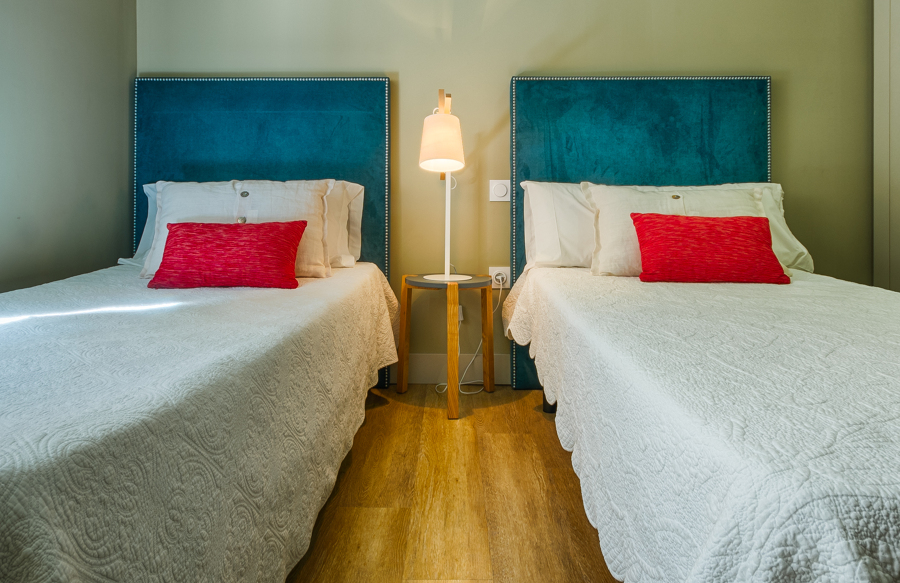 Ambiente dormitorio doble de frente