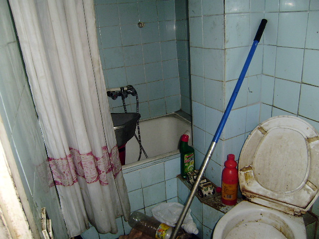 ANTES - Limpieza síndrome de diogenes - Baño