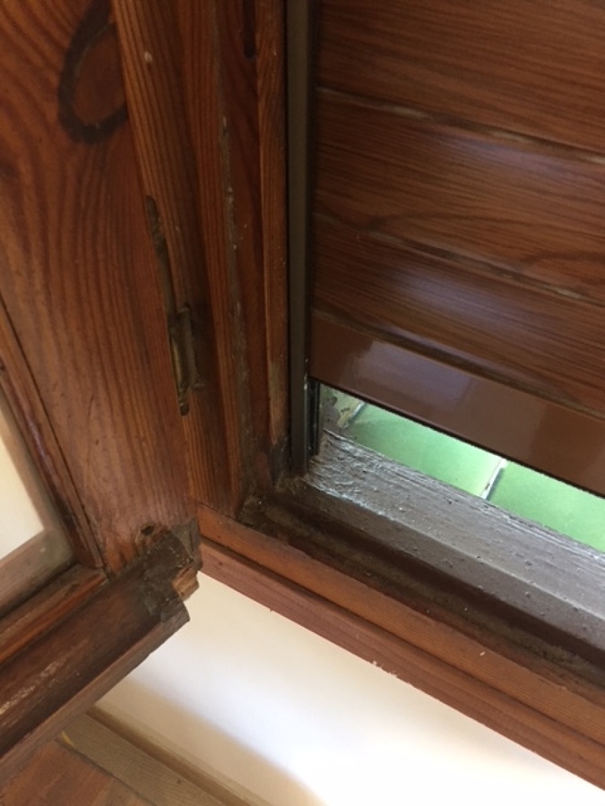 Antigúas ventanas sin goma de estanqueidad
