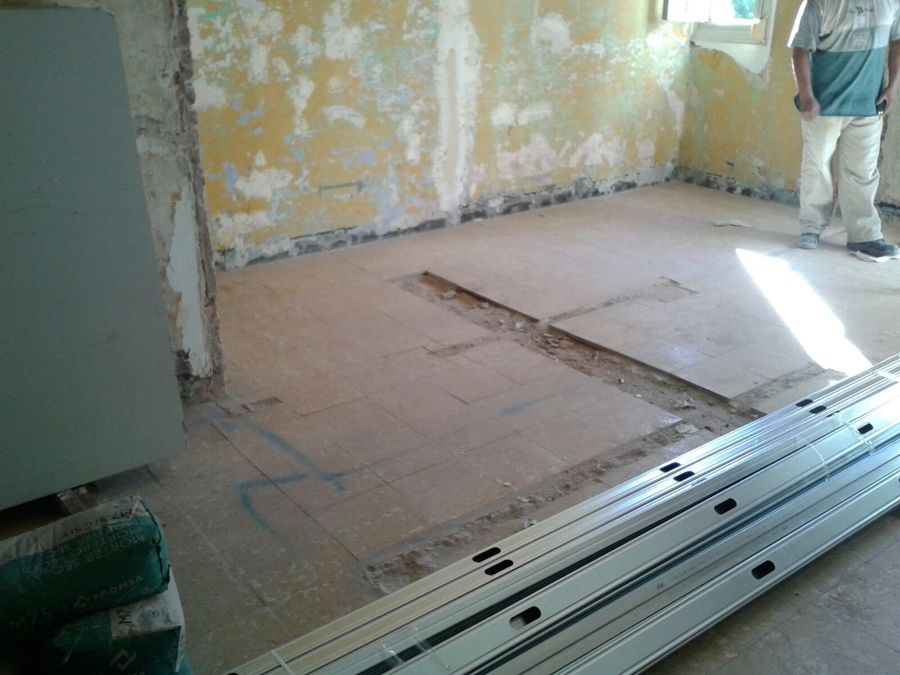 Apertura de regatas para instalaciones