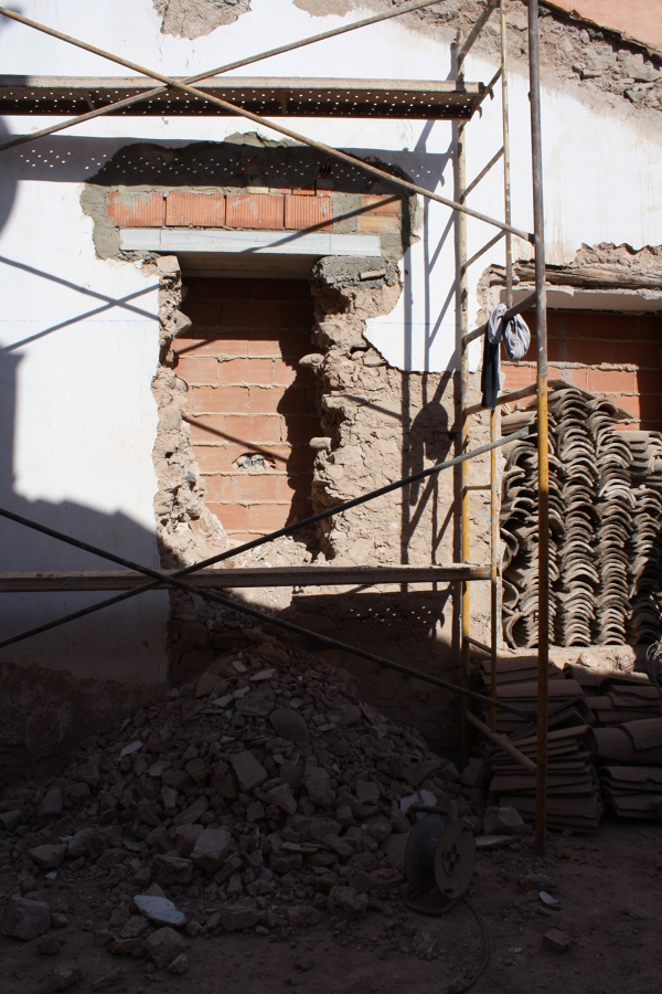 Apertura de vano para conexión viviendas