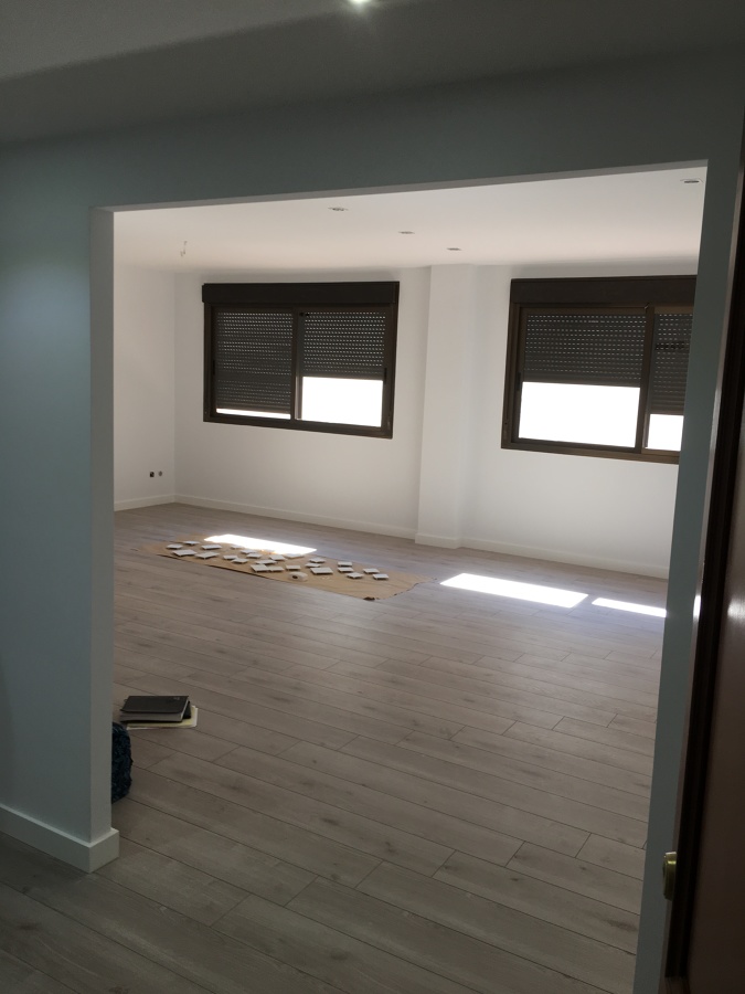 Apertura hueco de puerta en salón