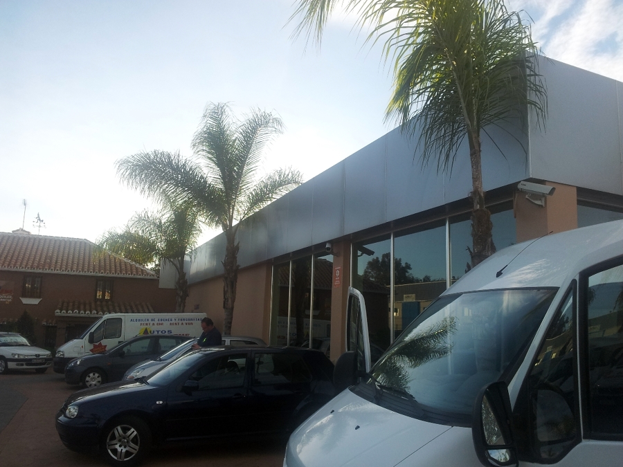 Apertura nave para alquiler, venta, reparación y mantenimiento de vehiculos. 