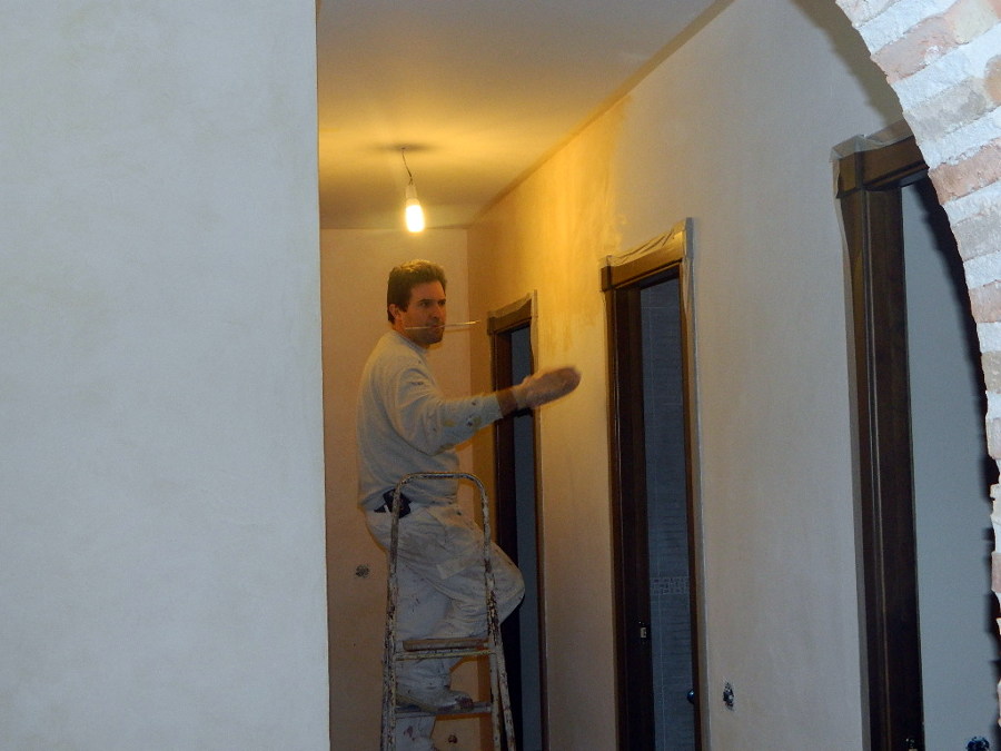 apicacion de cera en pintura decorativa