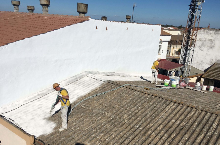 APLICACIÓN CORCHO PROYECTADO PARA ENCAPSULAMIENTO DE CUBIERTAS AMIANTO