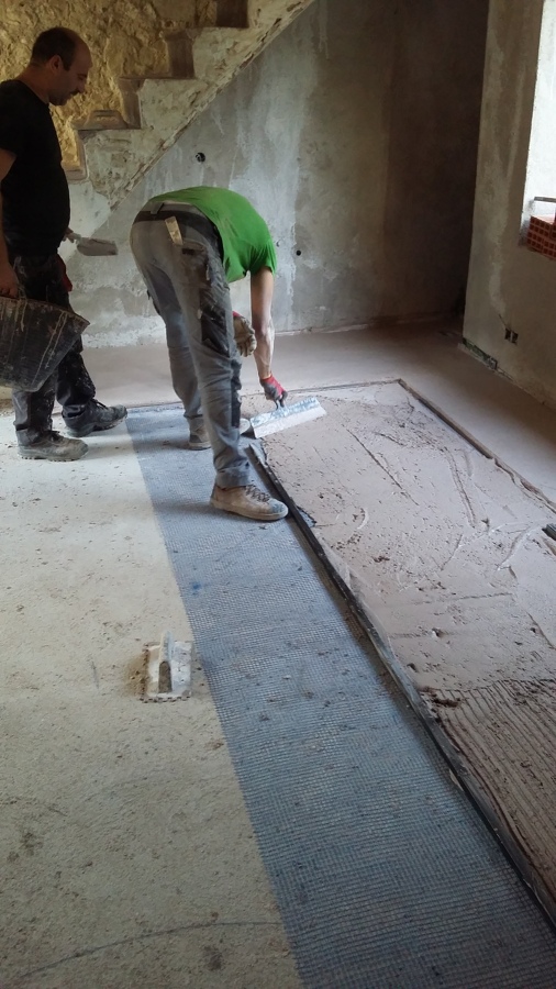 Aplicacion del mortero de yeso