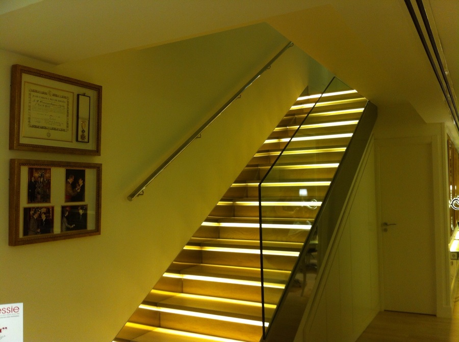 Aplicacion Led es peldaños escalera