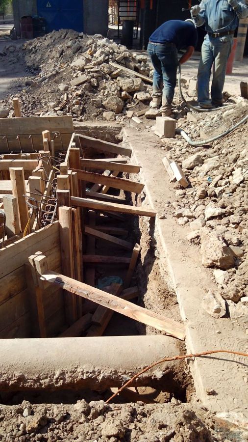 Apuntalado perimetral del encofrado 2