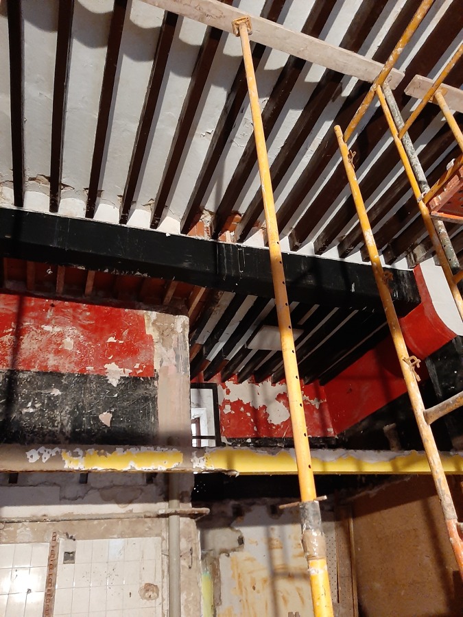 Apuntalamiento de vigas de madera