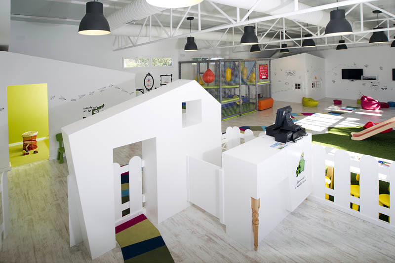 Aquarela Gastrobar&Jardín ORTHO estudio de interiorismo