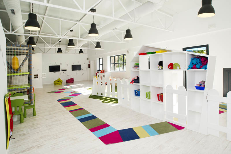 Aquarela Gastrobar&Jardín ORTHO estudio de interiorismo