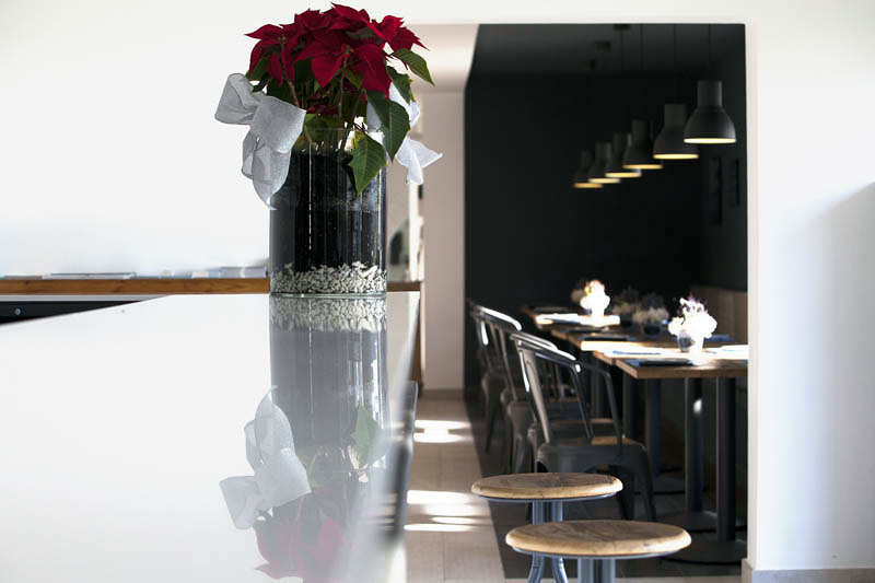 Aquarela Gastrobar&Jardín ORTHO estudio de interiorismo