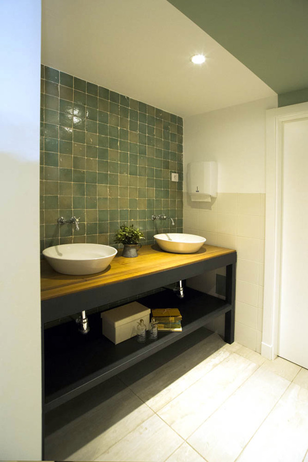 Aquarela Gastrobar&Jardín ORTHO estudio de interiorismo