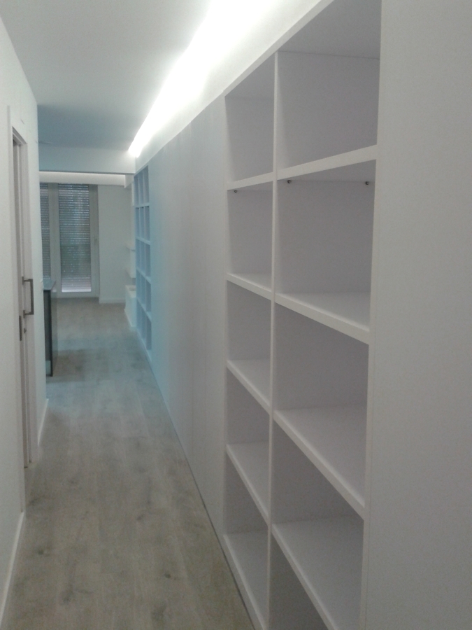 ARAMARIOS A MEDIDA PASILLO