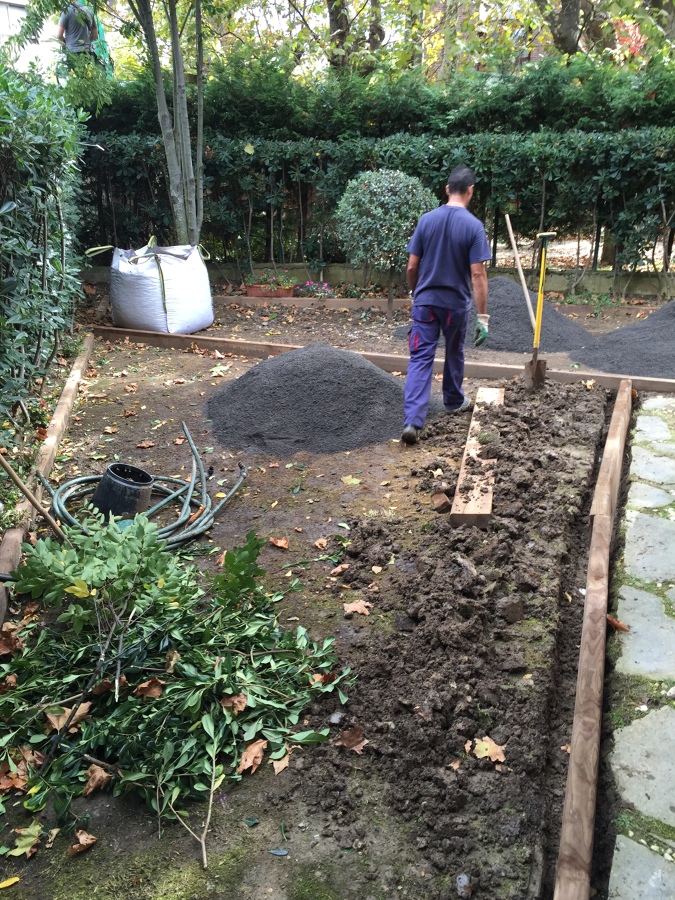 Arena para nivelar el terreno