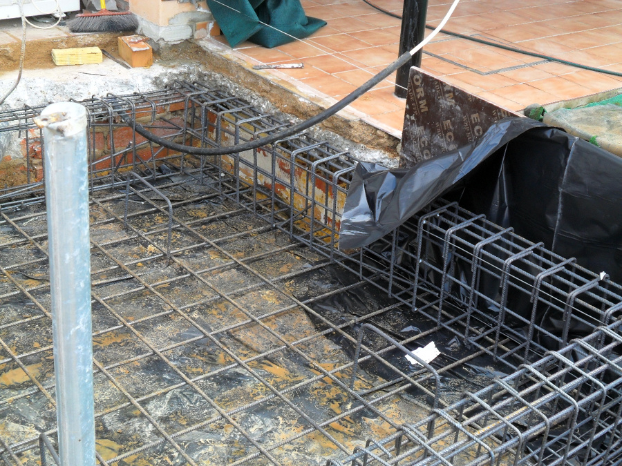 Armadura y saneamiento