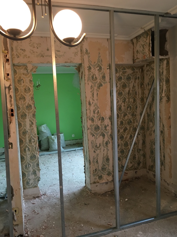 ARMARIO EMPOTRADO, HACIENDO TABIQUE