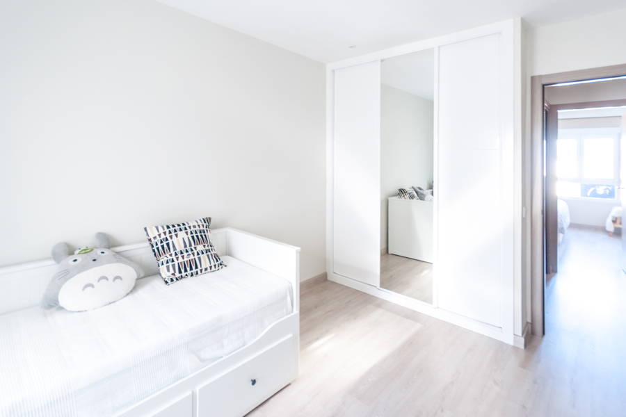 Armario en dormitorio