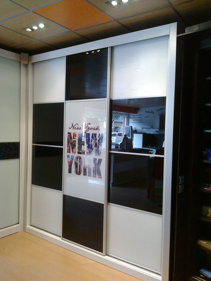 ARMARIO EXPOSICION TIENDA