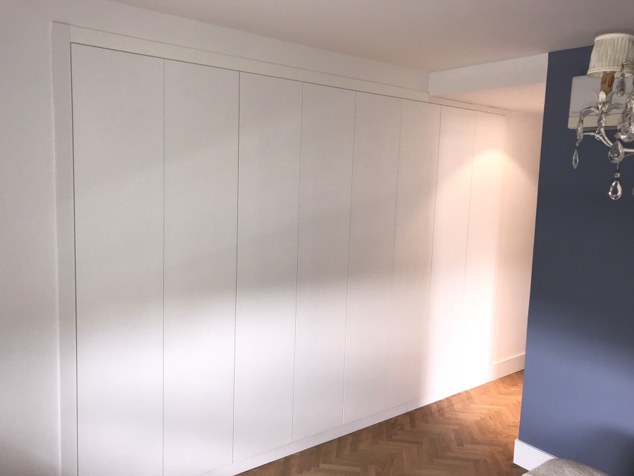 Armario lacado blanco