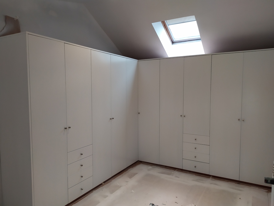 Armario lacado de blanco