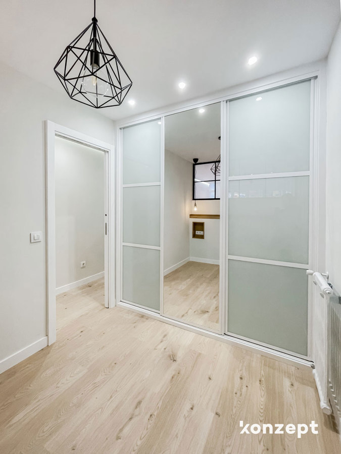 armario puertas correderas y espejo