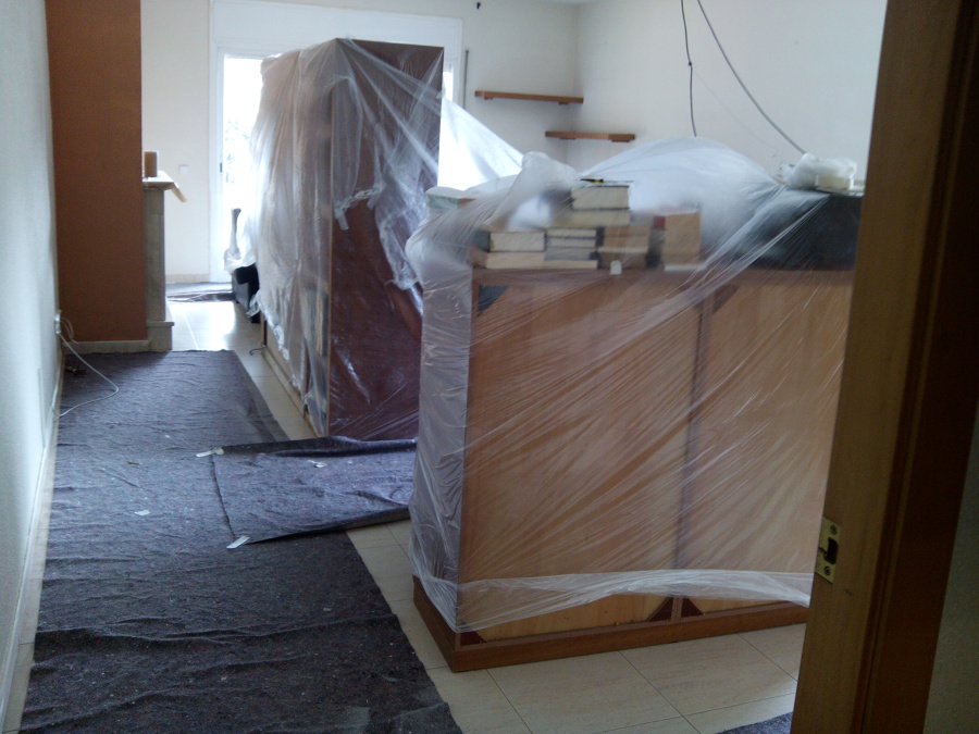 ARMARIOS DEL SALOM COMEDOR BIEN TAPADOS ¡