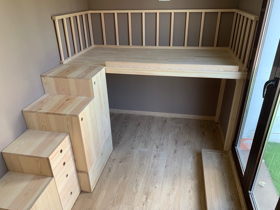 armarios y litera con barandilla para colchon de niño de 80x180