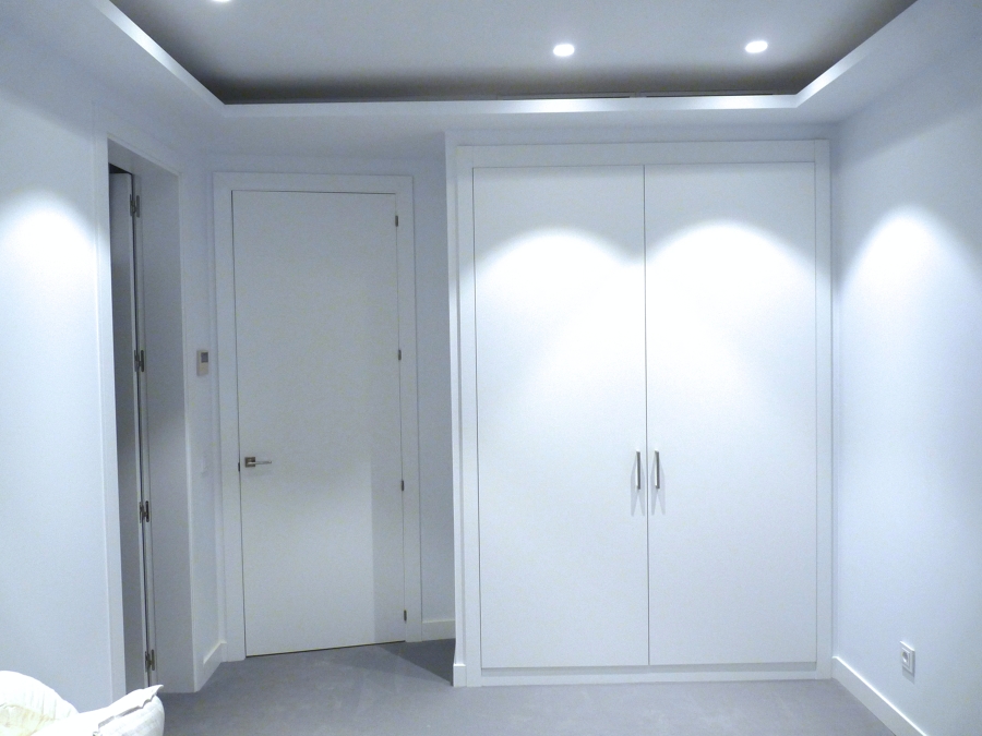 Armarios y Puertas de 2.40 altura
