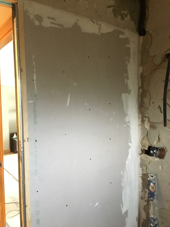 ARMAZÓN METALICO TAPADO CON PLADUR