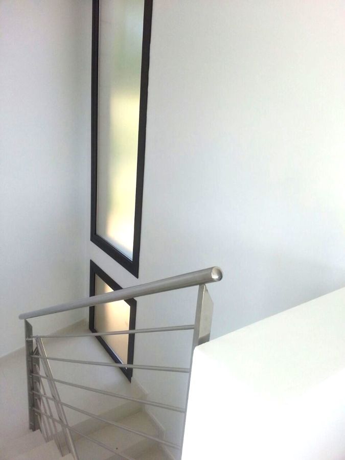 arqjm_Ventanal junto a las escaleras